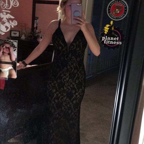 Dresses & Skirts - Black lace prom dress
